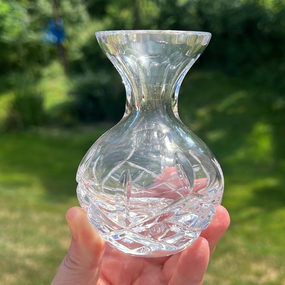 Galway Crystal Cut Clear Glass Longford 4” Bulb Vase with Original Box